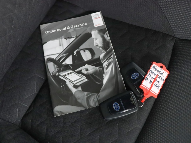 Toyota Corolla Touring Sports - 1.8 Hybrid Business