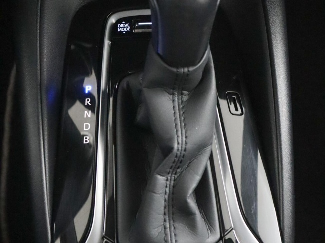 Toyota Corolla Touring Sports - 1.8 Hybrid Business