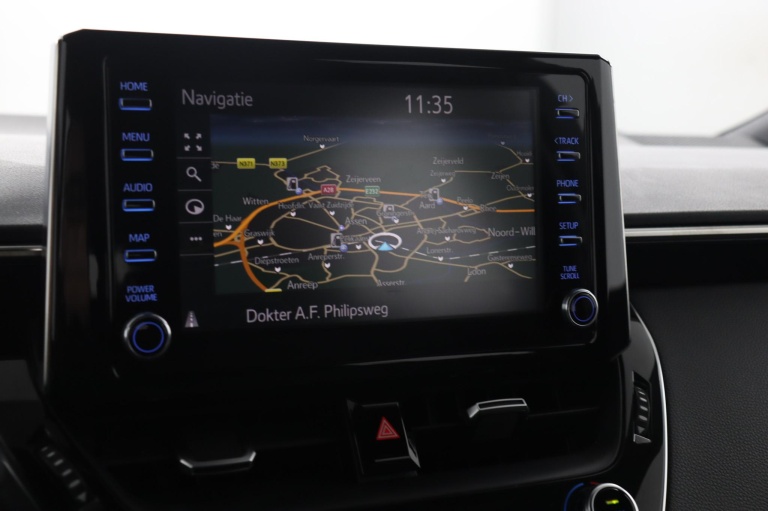 Toyota Corolla Touring Sports - 1.8 Hybrid Business 28