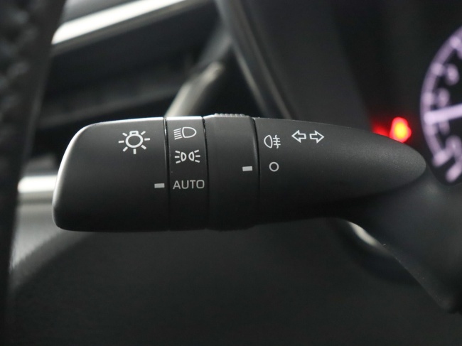 Toyota Corolla Touring Sports - 1.8 Hybrid Business