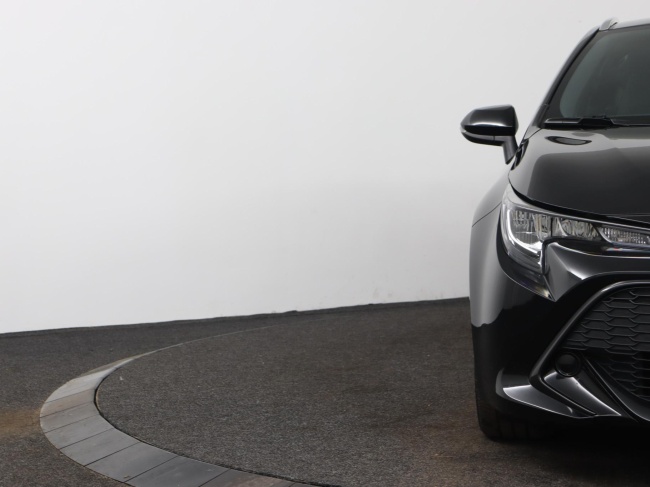 Toyota Corolla Touring Sports - 1.8 Hybrid Business