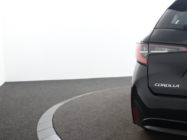 Toyota Corolla Touring Sports - 1.8 Hybrid Business