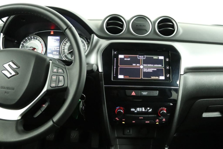 Suzuki Vitara - 1.4 Boosterjet Select Smart Hybrid 48