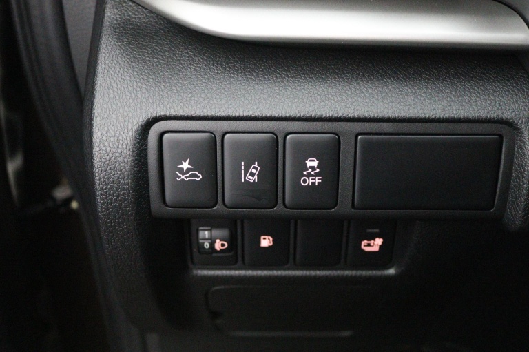 Mitsubishi Eclipse Cross - 2.4 PHEV Instyle 35