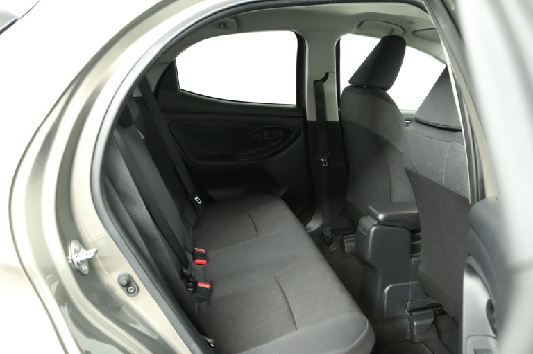 Toyota Yaris - 1.5 Hybrid 115 First Edition 18