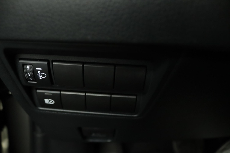 Toyota Yaris - 1.5 Hybrid 115 First Edition 29