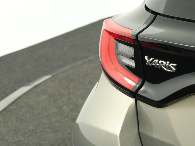 Toyota Yaris - 1.5 Hybrid 115 First Edition