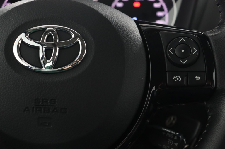 Toyota Yaris - 1.5 VVT-i Aspiration 21