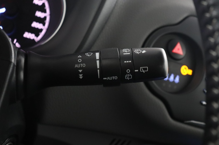 Toyota Yaris - 1.5 VVT-i Aspiration 31