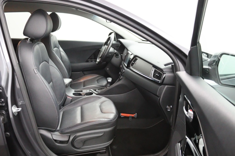 Kia Niro - 1.6 GDi Hybrid ExecutiveLine 23