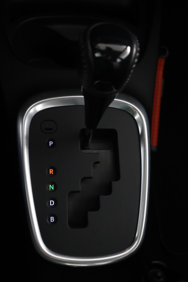 Toyota Yaris - 1.5 Hybrid Active 27