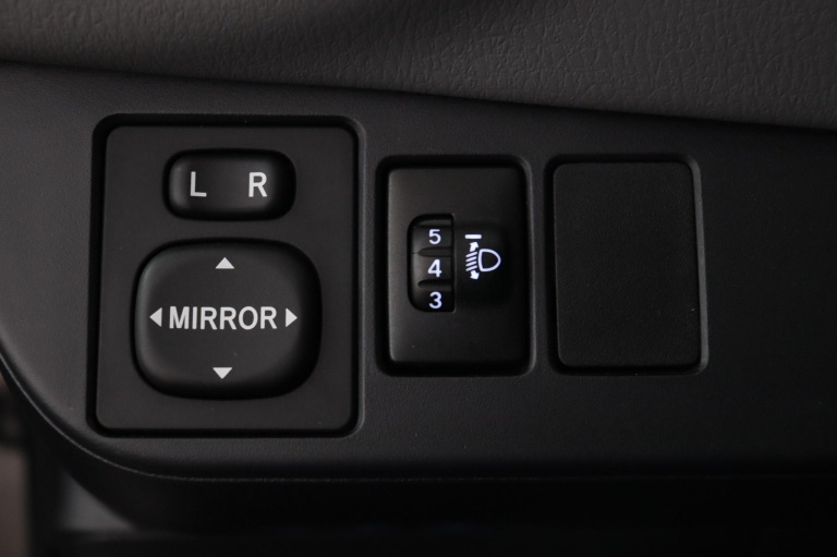 Toyota Yaris - 1.5 Hybrid Active 29