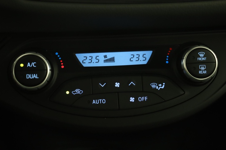 Toyota Yaris - 1.5 Hybrid Active 7