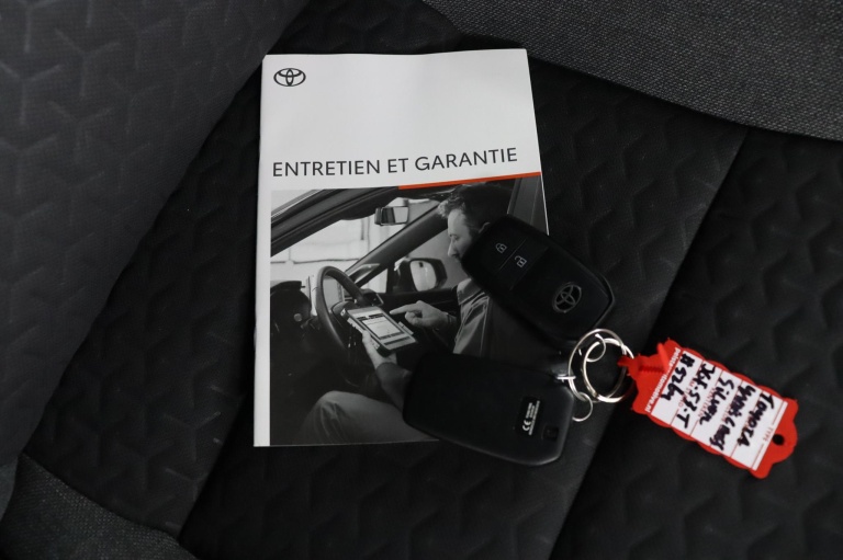 Toyota Yaris Cross - 1.5 Hybrid Business Plus 11