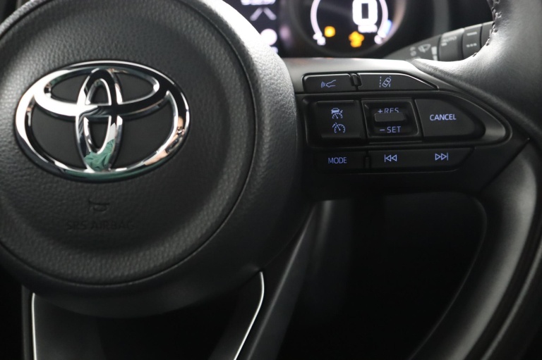 Toyota Yaris Cross - 1.5 Hybrid Business Plus 21