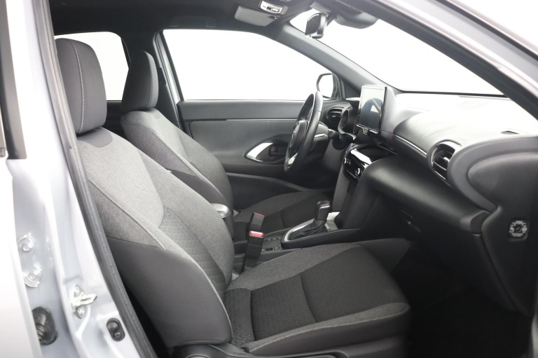 Toyota Yaris Cross - 1.5 Hybrid Business Plus 22