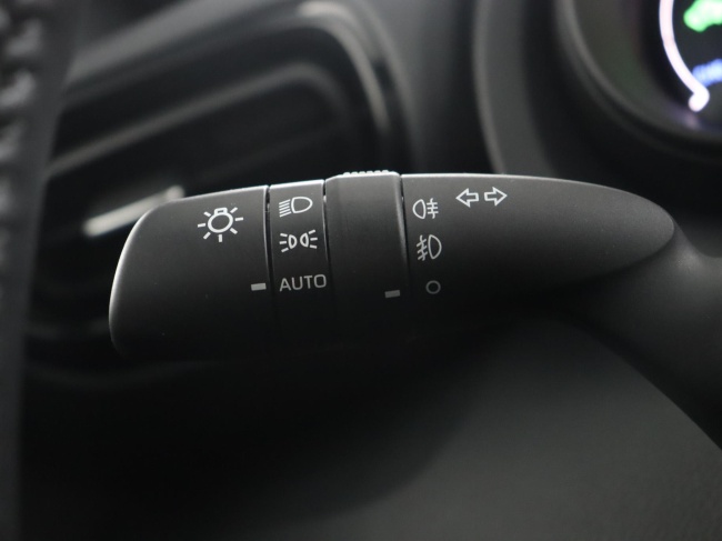 Toyota Yaris Cross - 1.5 Hybrid Business Plus