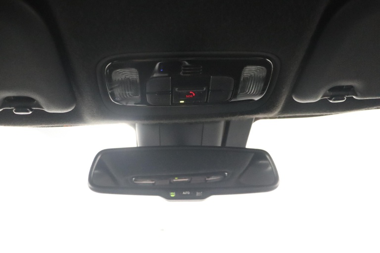 Toyota Yaris Cross - 1.5 Hybrid Business Plus 32