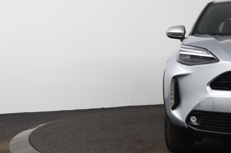 Toyota Yaris Cross - 1.5 Hybrid Business Plus 34