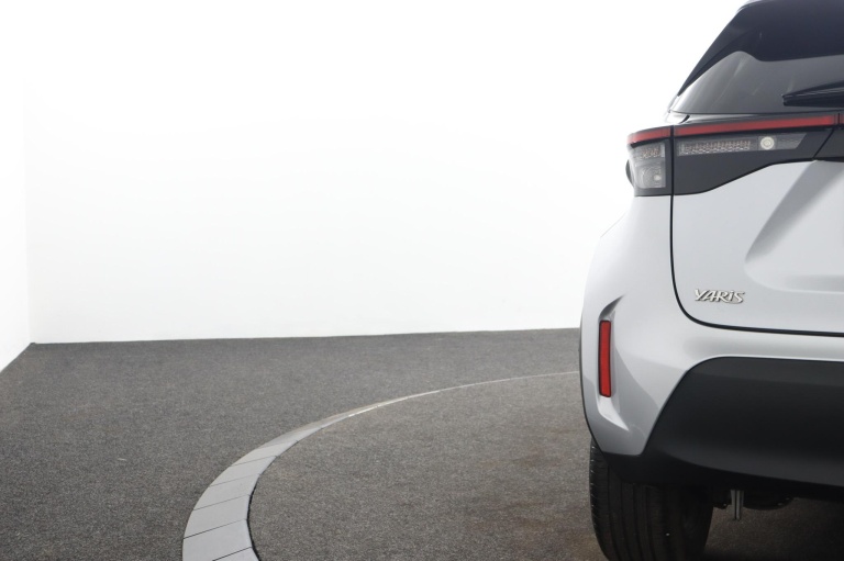 Toyota Yaris Cross - 1.5 Hybrid Business Plus 38