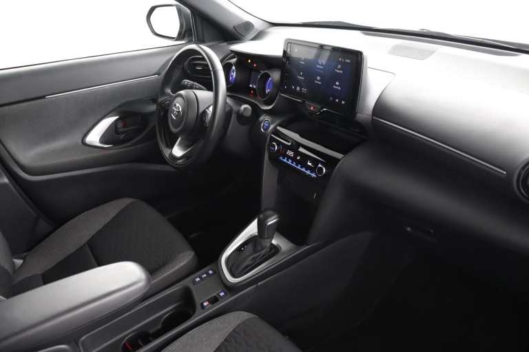 Toyota Yaris Cross - 1.5 Hybrid Business Plus 49