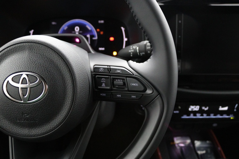 Toyota Aygo X - Hybrid 115 pulse 18