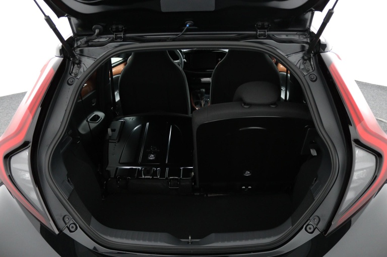 Toyota Aygo X - Hybrid 115 pulse 23