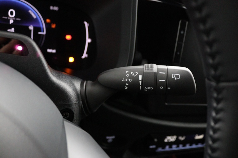 Toyota Aygo X - Hybrid 115 pulse 29