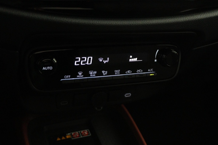 Toyota Aygo X - Hybrid 115 pulse 6