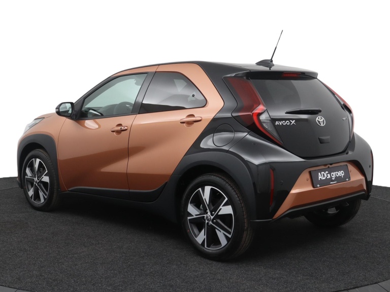 Toyota Aygo X - Hybrid 115 pulse 9