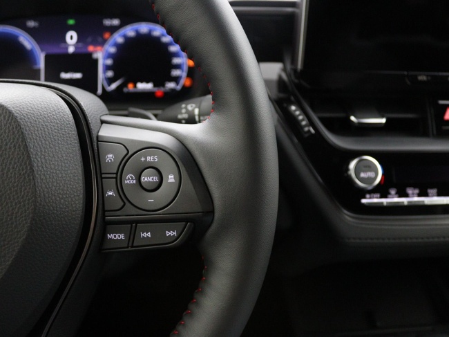 Toyota Corolla Cross - Hybrid 180 GR Sport