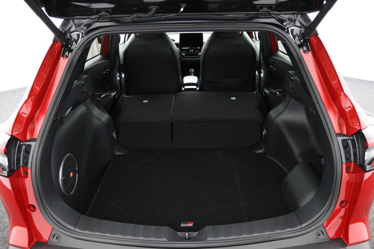 Toyota Corolla Cross - Hybrid 180 GR Sport 25