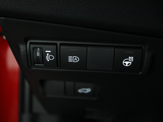 Toyota Corolla Cross - Hybrid 180 GR Sport