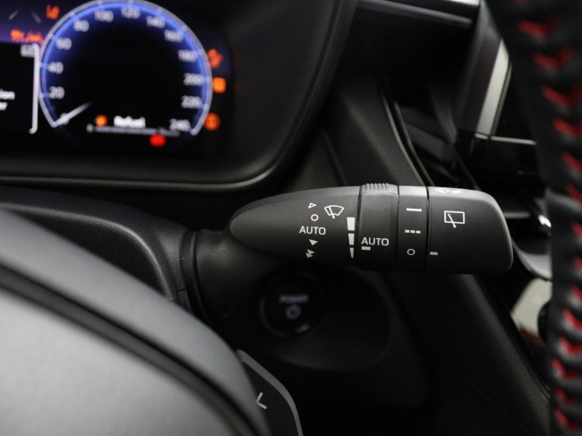 Toyota Corolla Cross - Hybrid 180 GR Sport