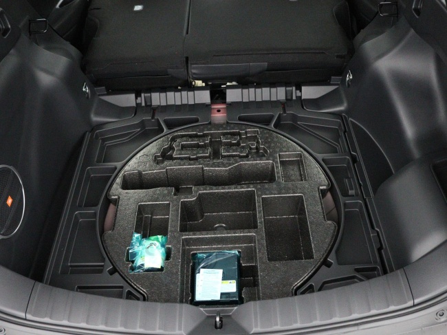 Toyota Corolla Cross - Hybrid 180 GR Sport