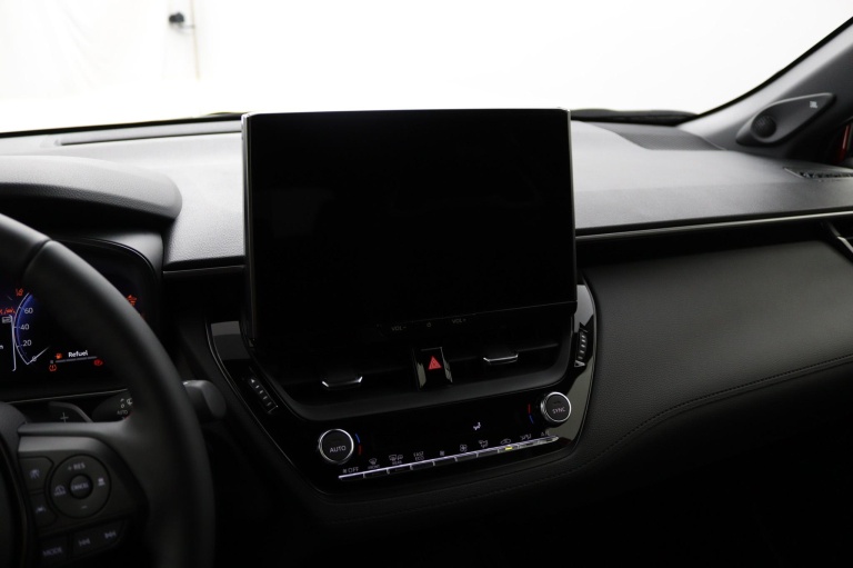 Toyota Corolla Cross - Hybrid 180 GR Sport 8