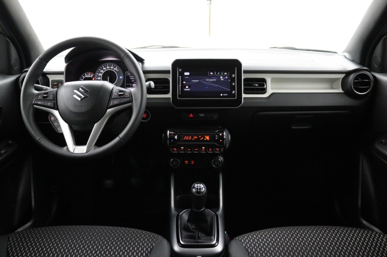 Suzuki Ignis - 1.2 Smart Hybrid Style 11