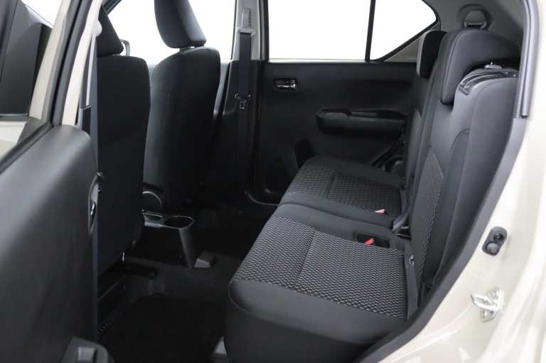 Suzuki Ignis - 1.2 Smart Hybrid Style 12