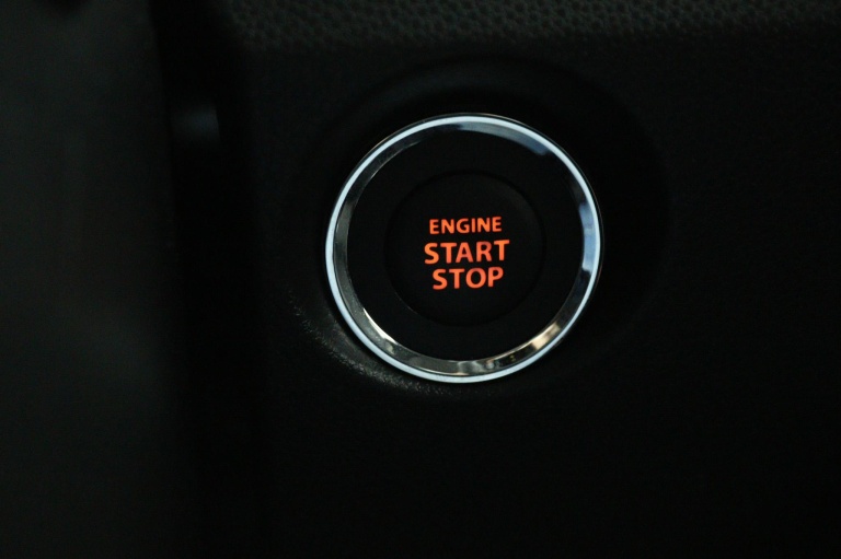 Suzuki Ignis - 1.2 Smart Hybrid Style 20