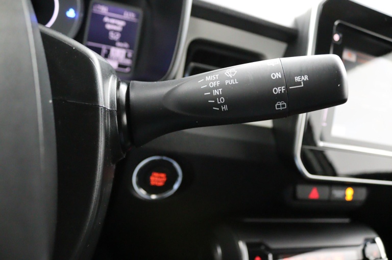 Suzuki Ignis - 1.2 Smart Hybrid Style 23