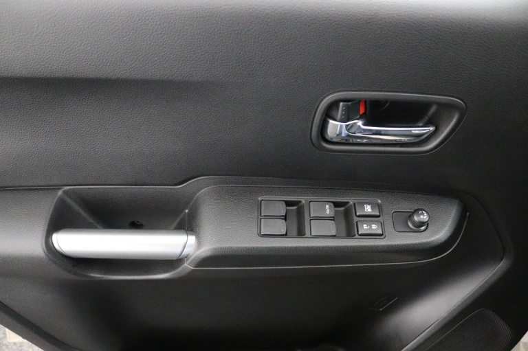 Suzuki Ignis - 1.2 Smart Hybrid Style 31