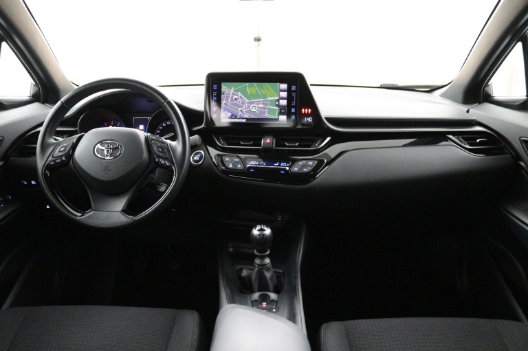 Toyota C-HR - 1.2 Dynamic 11