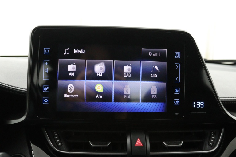 Toyota C-HR - 1.2 Dynamic 15