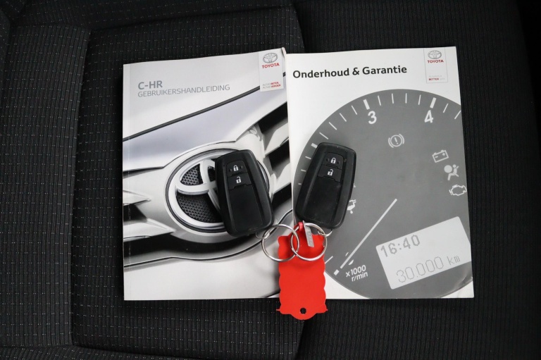 Toyota C-HR - 1.2 Dynamic 24