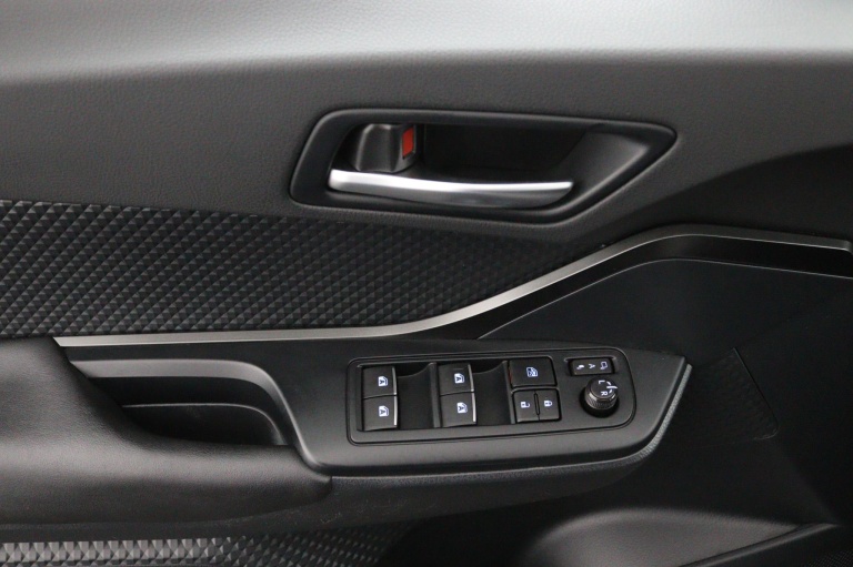 Toyota C-HR - 1.2 Dynamic 31