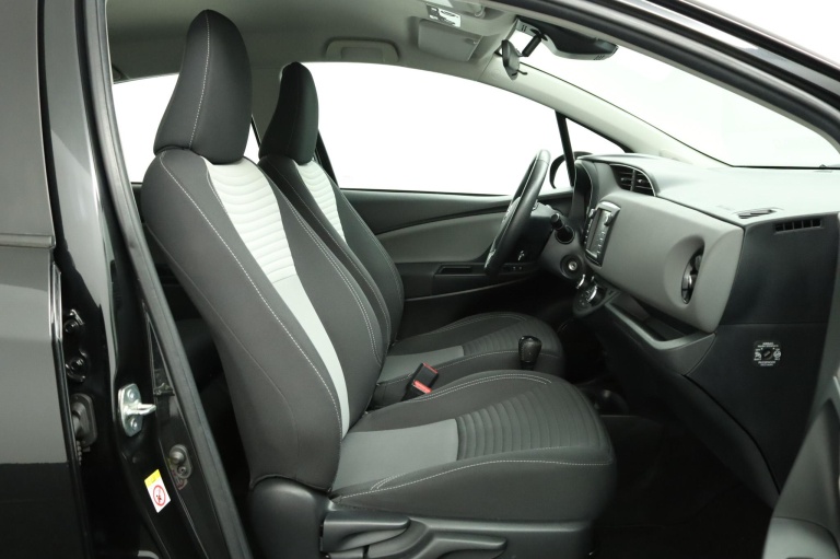 Toyota Yaris - 1.5 Hybrid Active 22