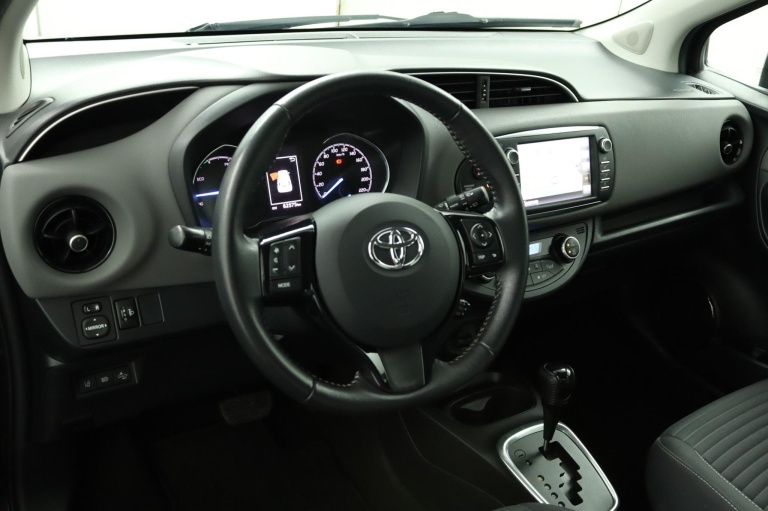 Toyota Yaris - 1.5 Hybrid Active 64