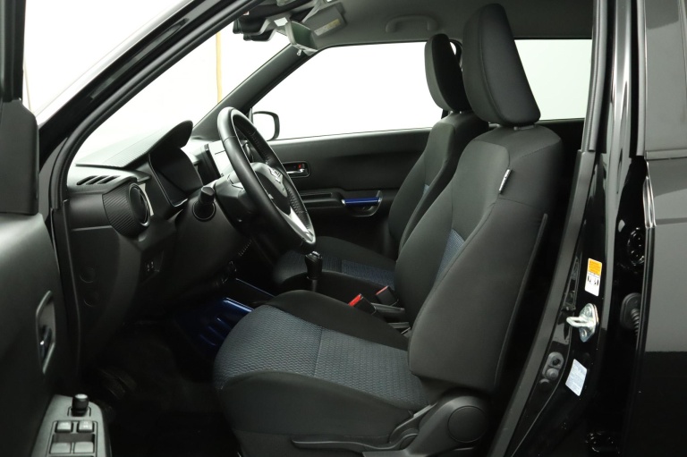 Suzuki Ignis - 1.2 Smart Hybrid Style 17