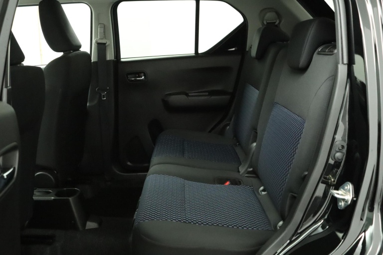 Suzuki Ignis - 1.2 Smart Hybrid Style 18