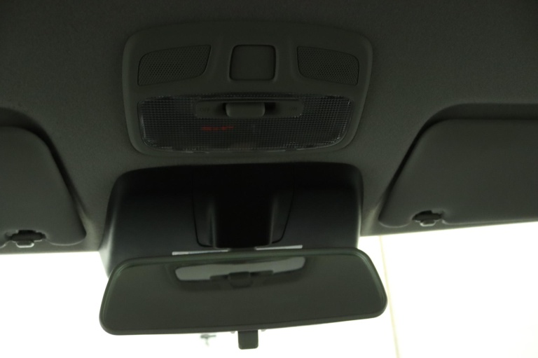 Suzuki Ignis - 1.2 Smart Hybrid Style 32